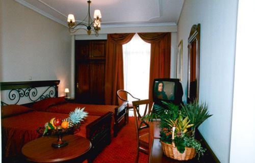 Hotel Aiges Melathron Veria  Bilik gambar